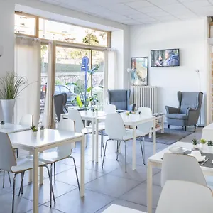 Hotel Hotel De Belgique A Menton, Menton