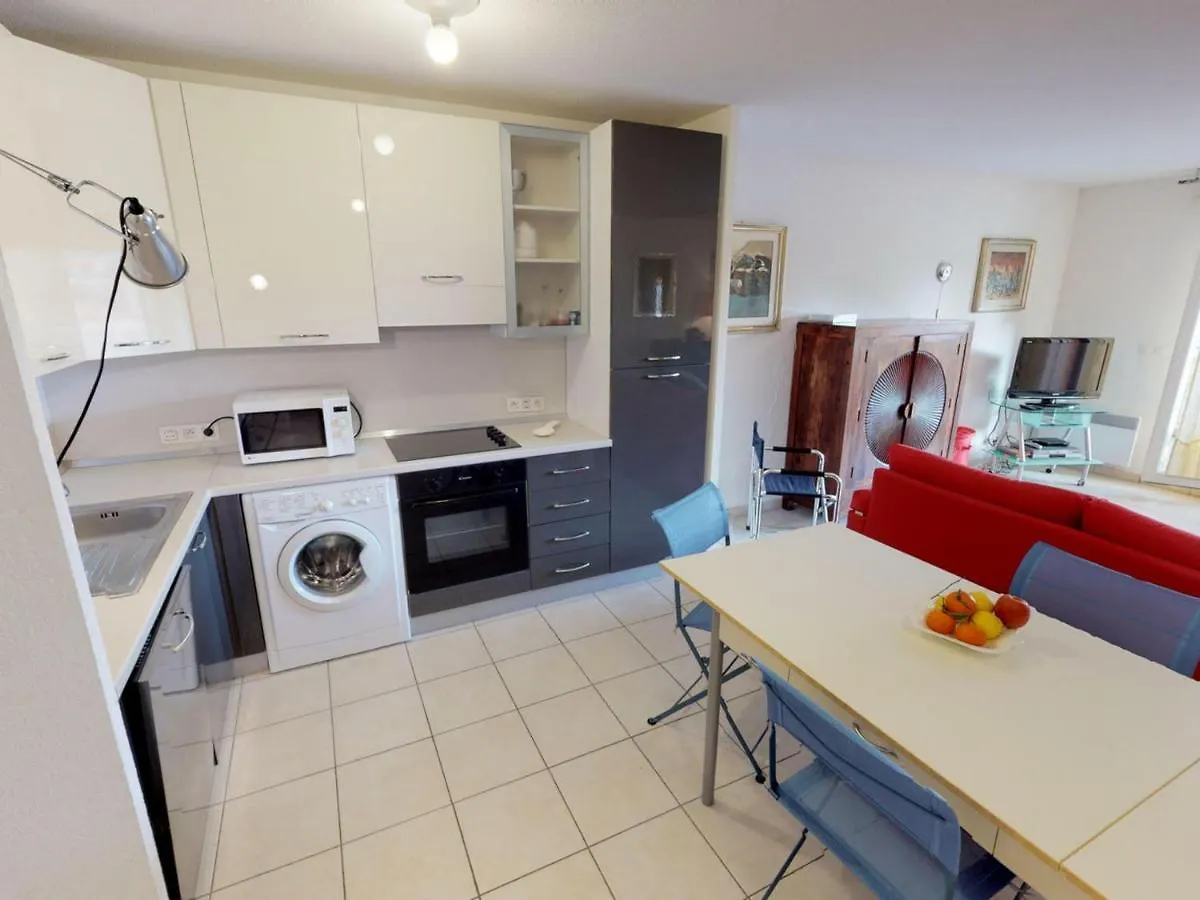 Spacieux 3P En Centre-Ville De Menton, Terrasse, Parking, Wifi Gratuit, Proche Plage - Fr-1-196-270 Apartment Menton